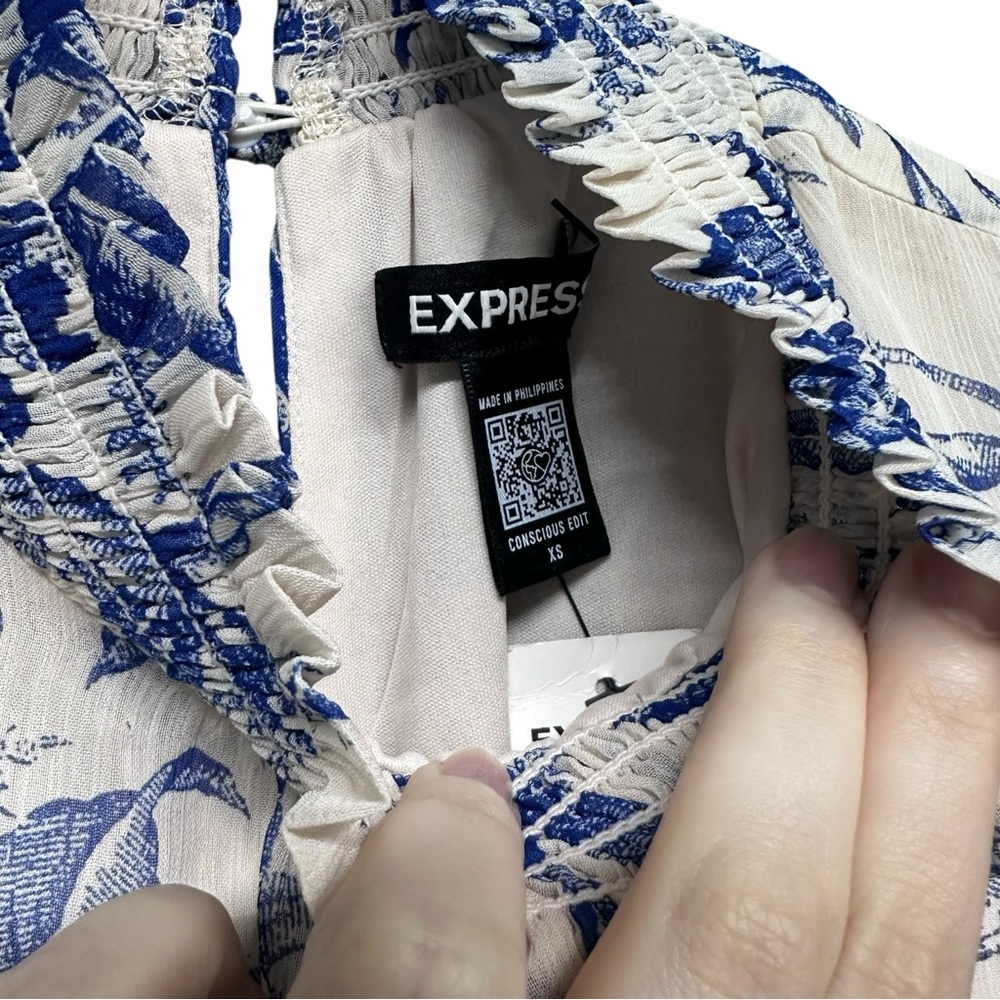 Express • Blue & White Tiered Floral Dress • Size XS - Picture 5 of 8